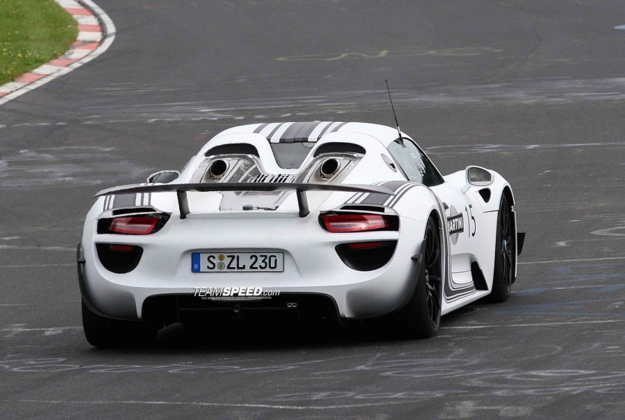 Porsche 918 Spyder con livrea Martini
