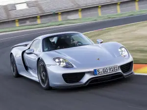 Porsche 918 Spyder - Nuove foto 