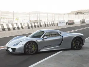 Porsche 918 Spyder - Nuove foto 