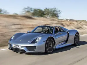 Porsche 918 Spyder - Nuove foto 