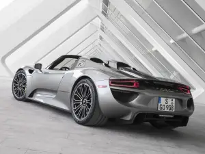 Porsche 918 Spyder - Nuove foto 