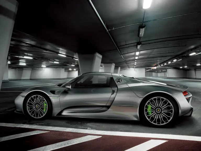 Porsche 918 Spyder - Nuove foto  - 25