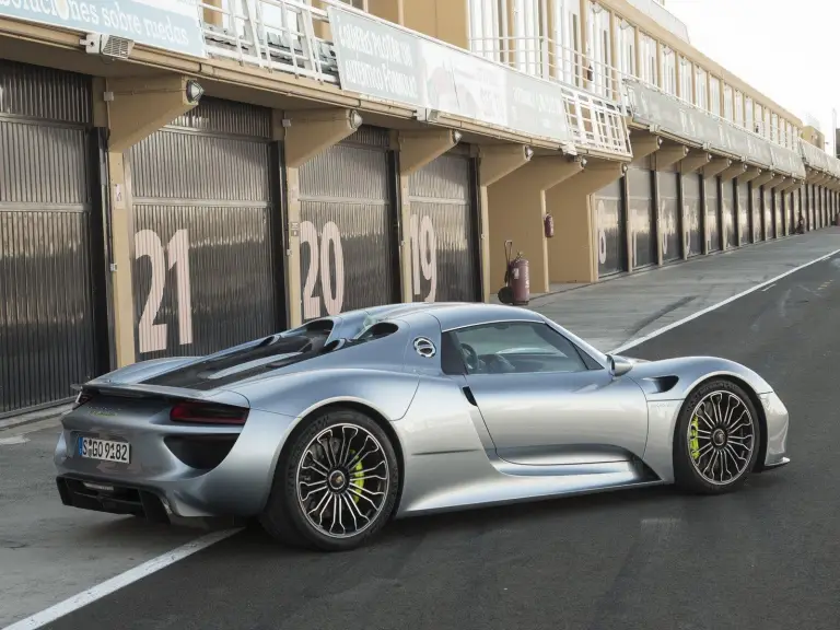 Porsche 918 Spyder - Nuove foto  - 30