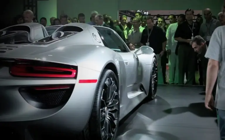 Porsche 918 Spyder versione definitiva - 8