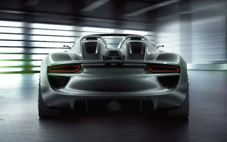 Porsche 918 Spyder - 21
