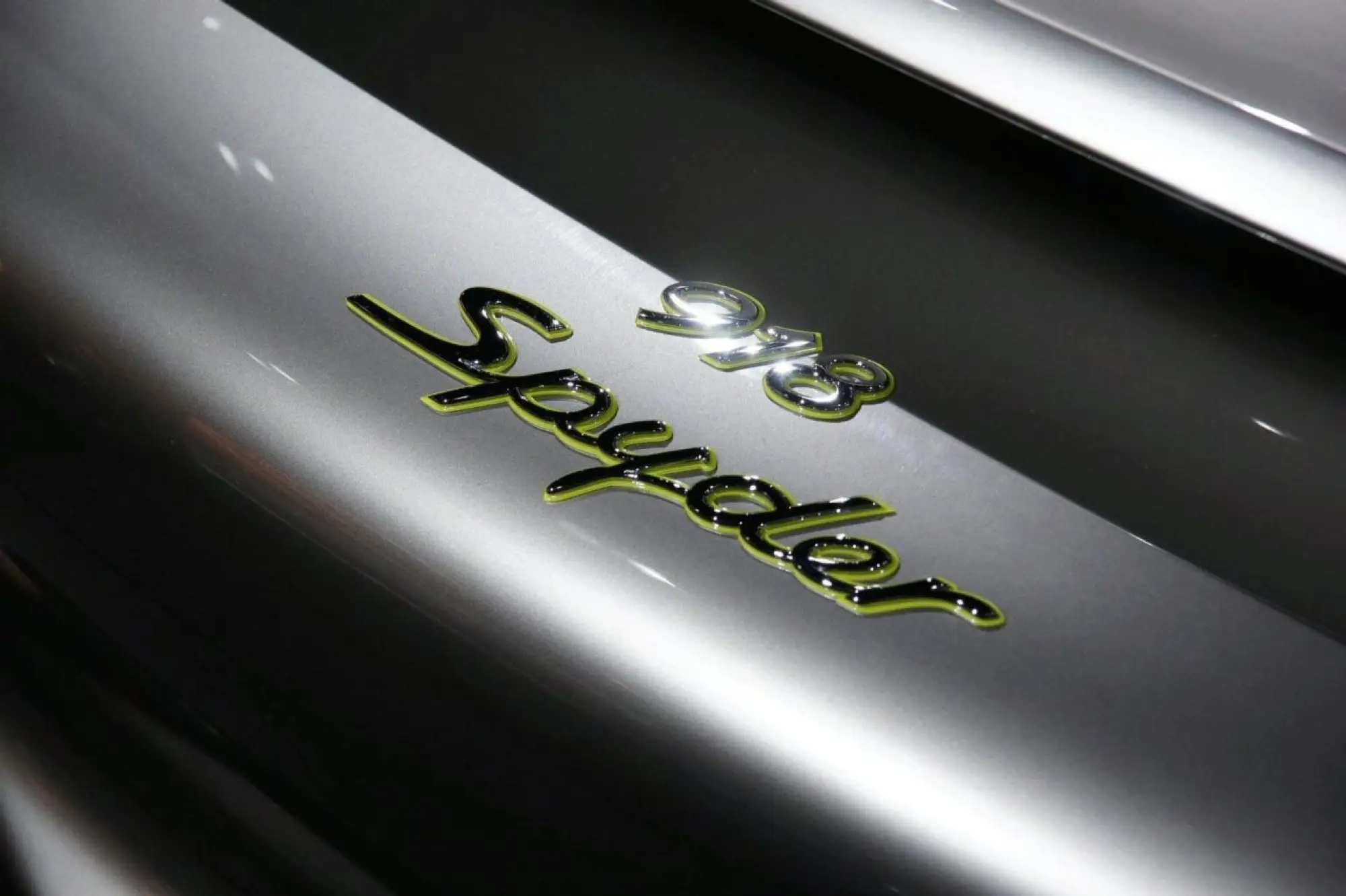 Porsche 918 Spyder - 27