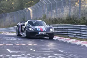 Porsche 919 Hybrid - Le Mans 2015 - 14