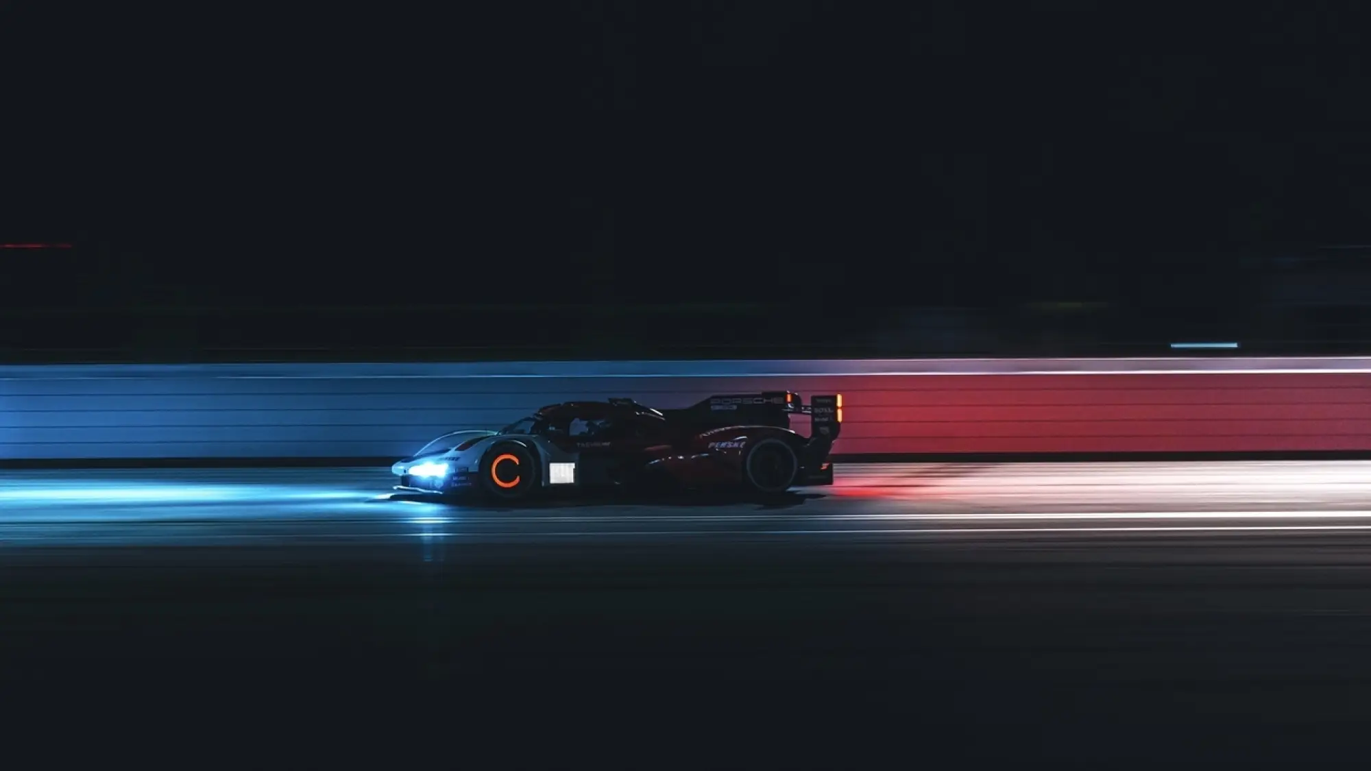 Porsche 963 test Daytona - Foto - 1