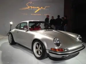 Porsche 964 by Singer Vehicle Design - 1