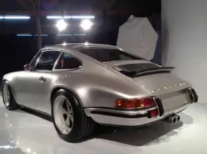 Porsche 964 by Singer Vehicle Design - 2