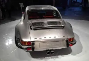 Porsche 964 by Singer Vehicle Design - 4