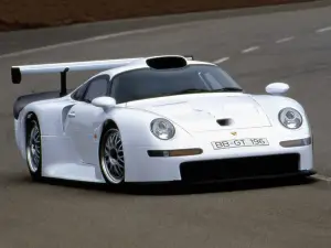 Porsche 991 GT1 Strassenversion