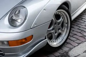 Porsche 993 GT2 RM Sotheby's - 20
