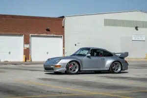 Porsche 993 GT2 RM Sotheby's - 23