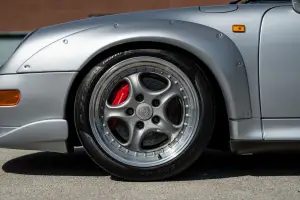Porsche 993 GT2 RM Sotheby's - 31
