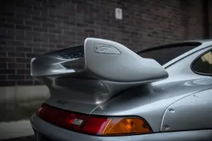 Porsche 993 GT2 RM Sotheby's - 45