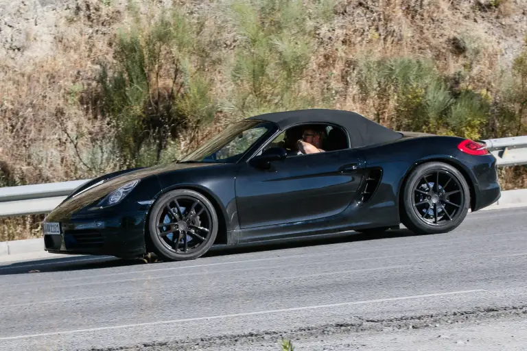 Porsche Boxster 2016 - Foto spia 10-07-2014 - 3