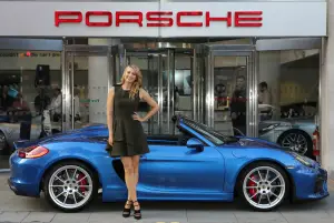Porsche Boxster Spyder e Maria Sharapova 