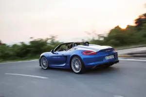 Porsche Boxster Spyder primo contatto 2015 - 16