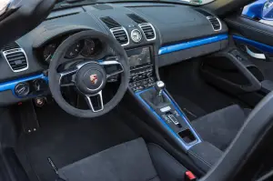 Porsche Boxster Spyder primo contatto 2015