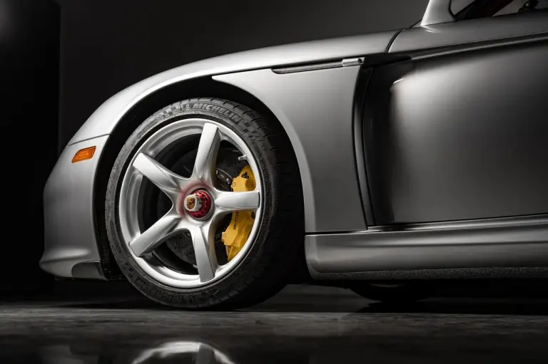 Porsche Carrera GT 2005 asta - Foto - 19
