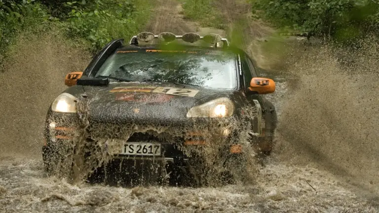 Porsche Cayenne 20° anniversario - Foto - 6