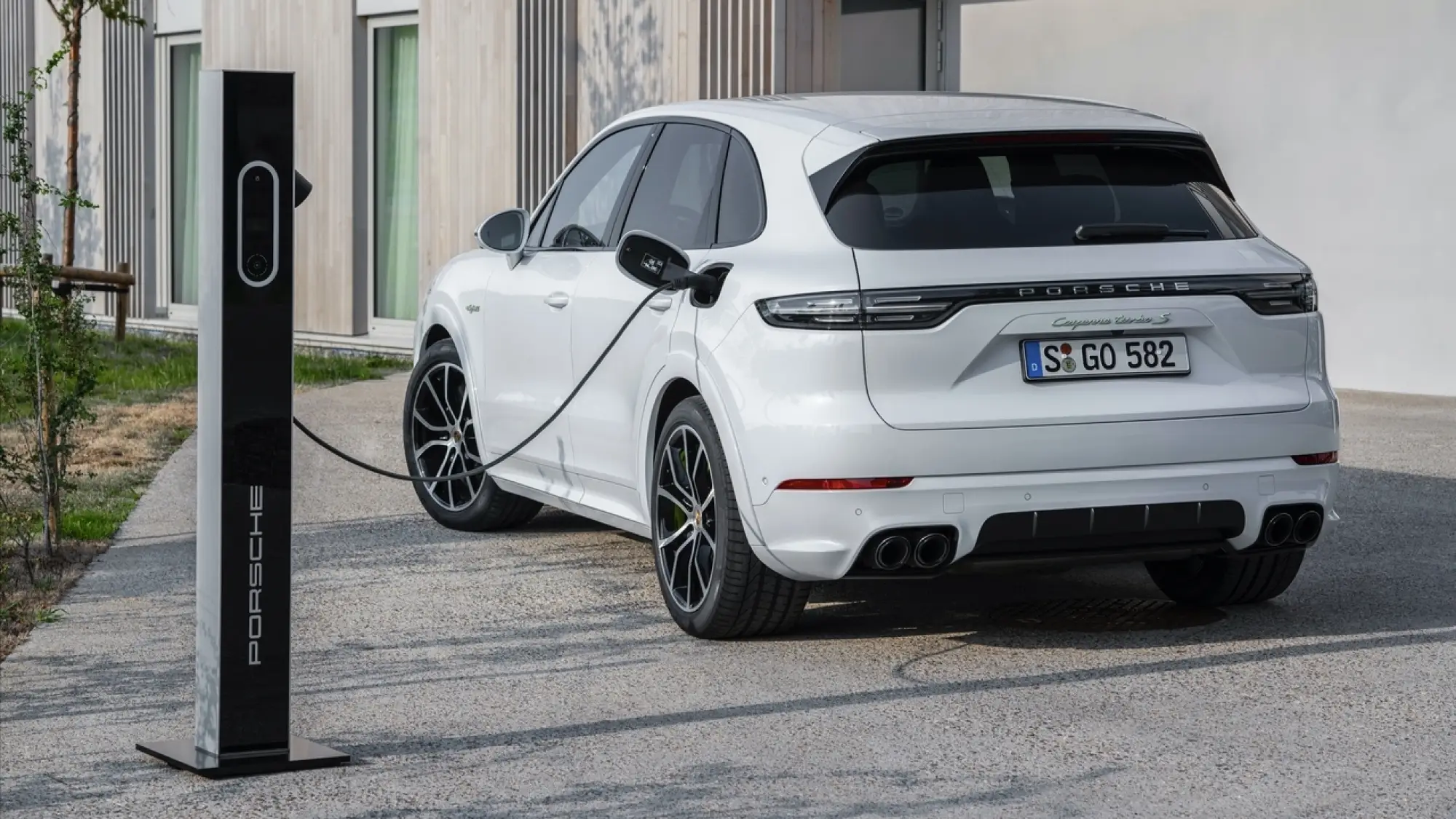 Porsche Cayenne 20° anniversario - Foto - 1