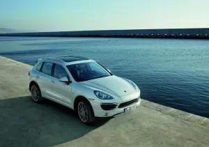 Porsche Cayenne 2011 - Foto Ufficiali - 15