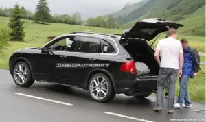 Porsche Cayenne 2011 - 4