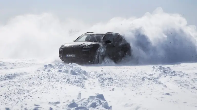Porsche Cayenne 2018 - test al caldo e al freddo - 1
