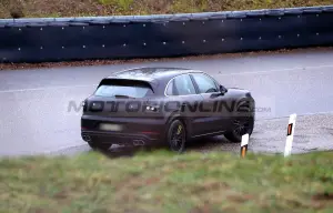 Porsche Cayenne 2022 - Foto spia 05-02-2021