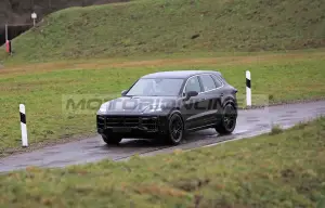 Porsche Cayenne 2022 - Foto spia 05-02-2021 - 4