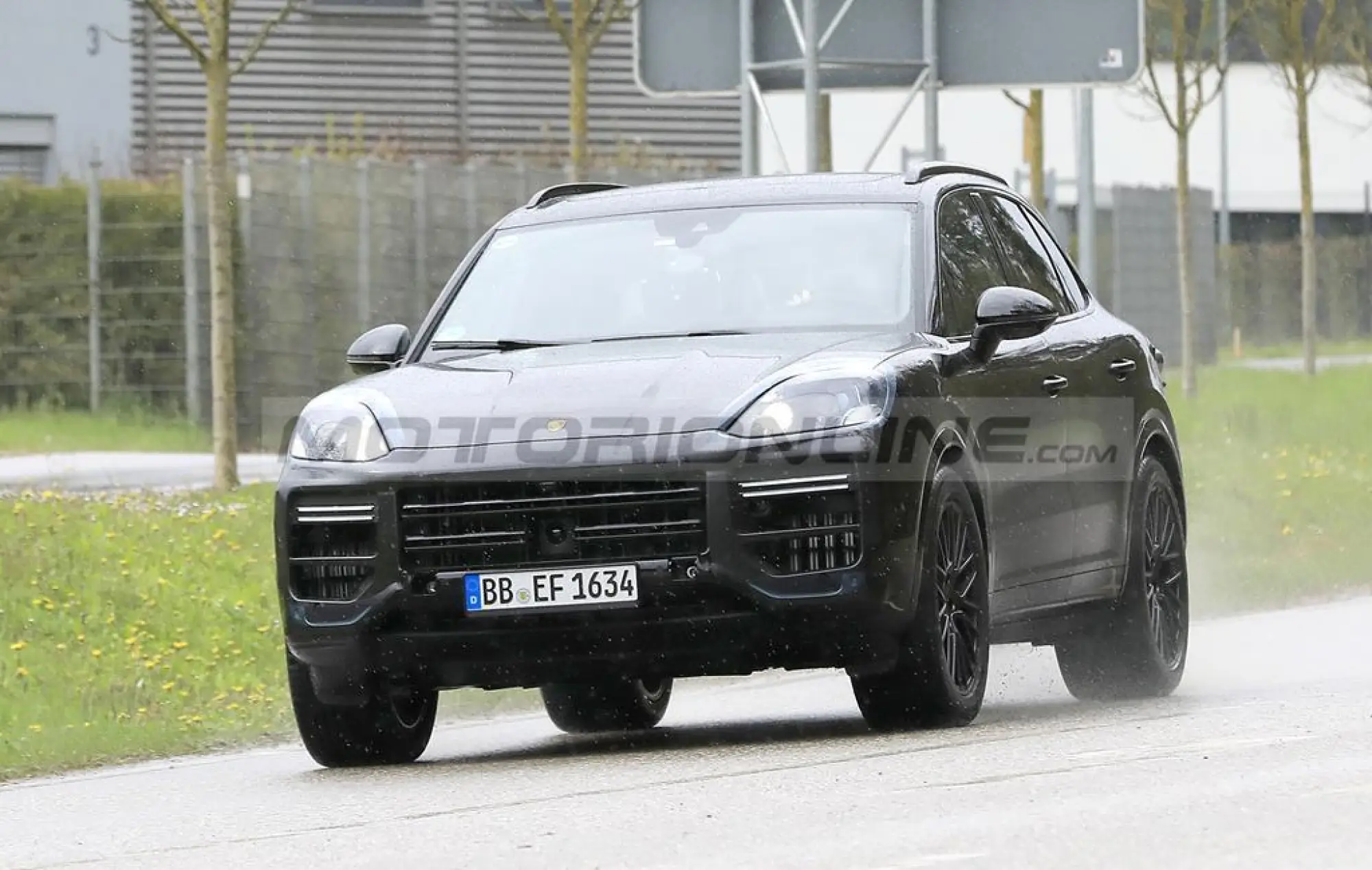 Porsche Cayenne 2022 - Foto spia 06-05-2021 - 1