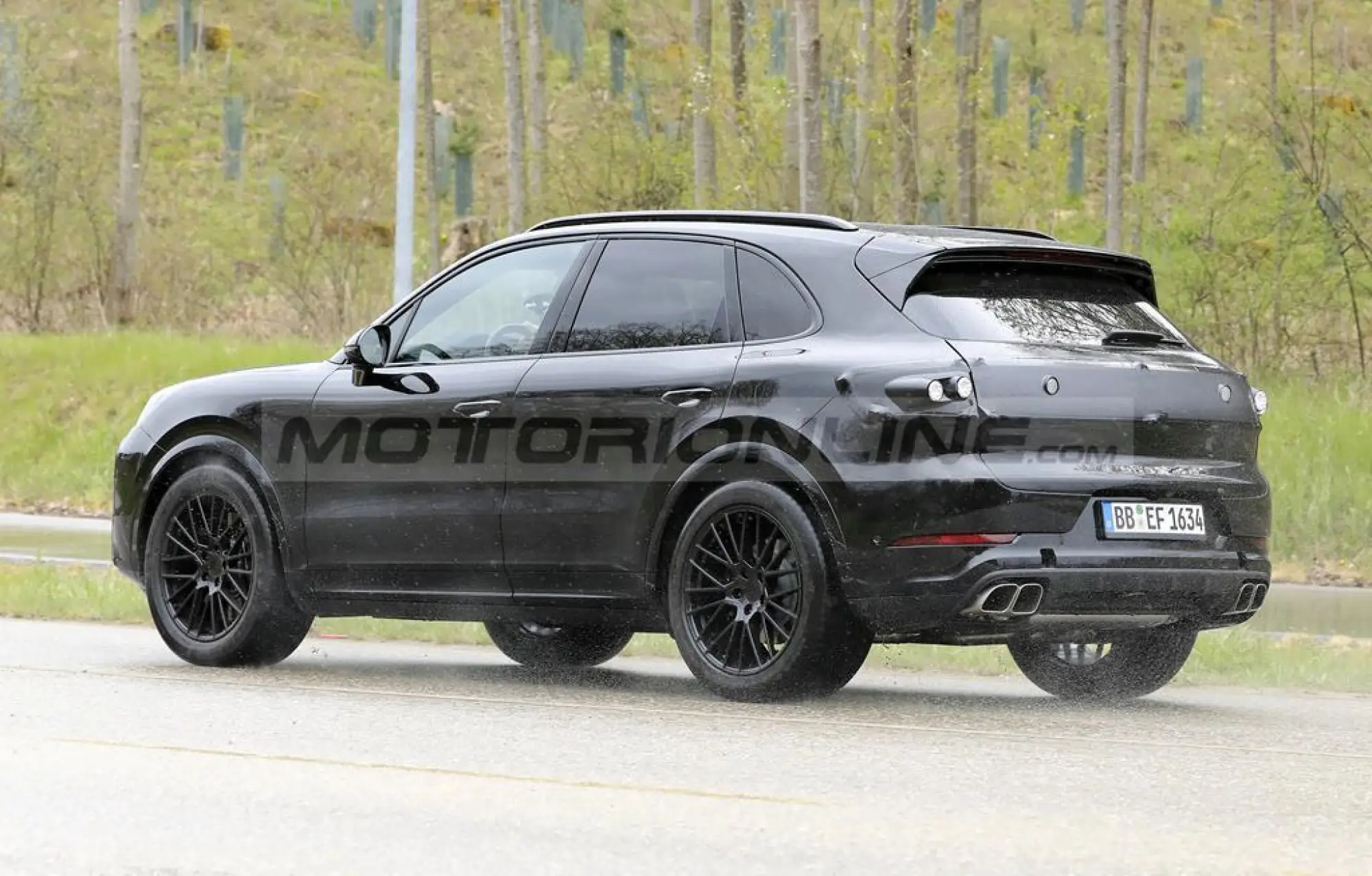 Porsche Cayenne 2022 - Foto spia 06-05-2021 - 10
