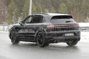 Porsche Cayenne 2023 - Foto Spia 30-03-2022 - 7