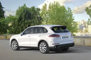 Porsche Cayenne & Panamera S E-hybrid - 14