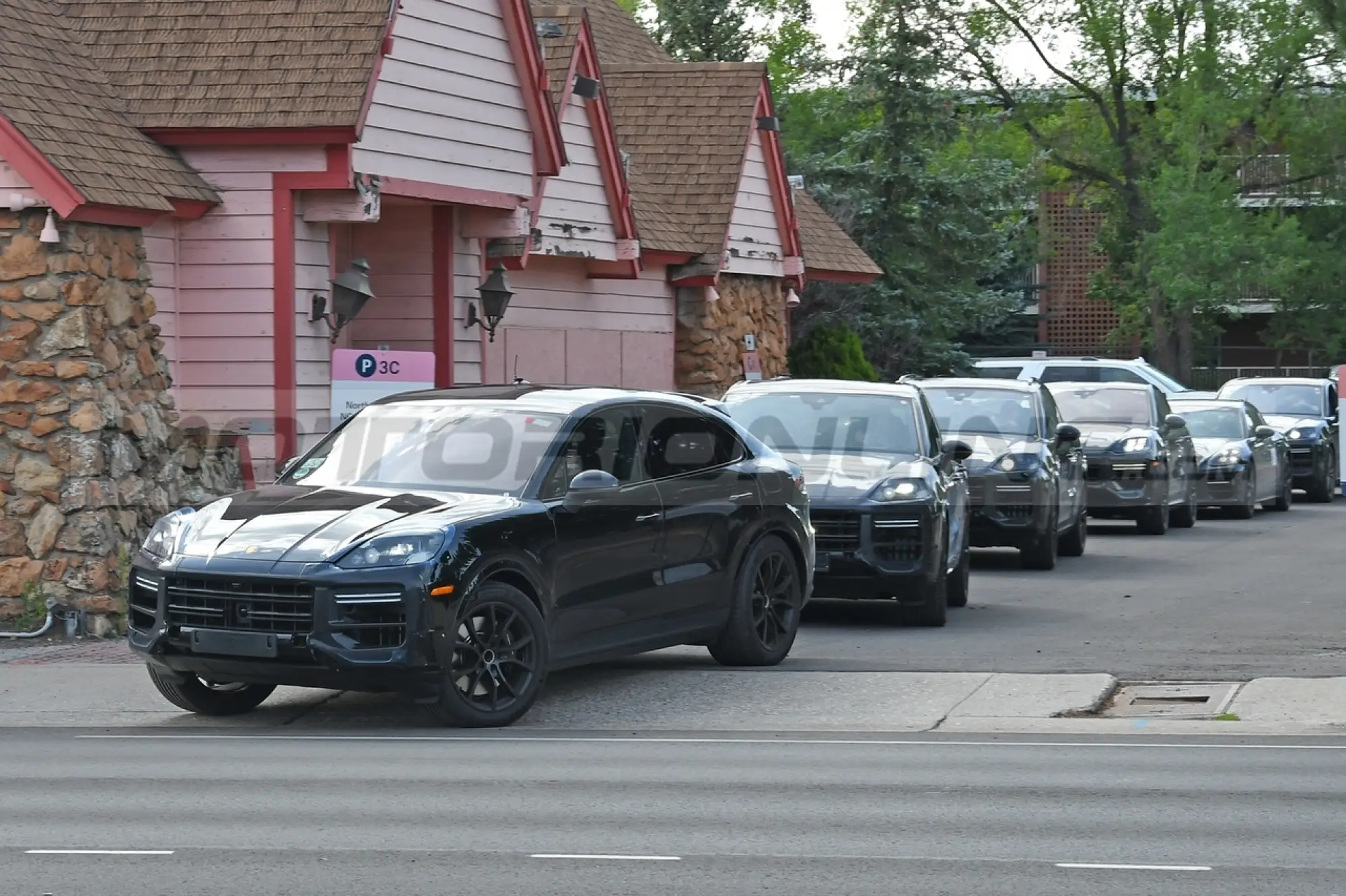 Porsche Cayenne Coupe 2023 - Foto Spia 28-07-2022 - 8