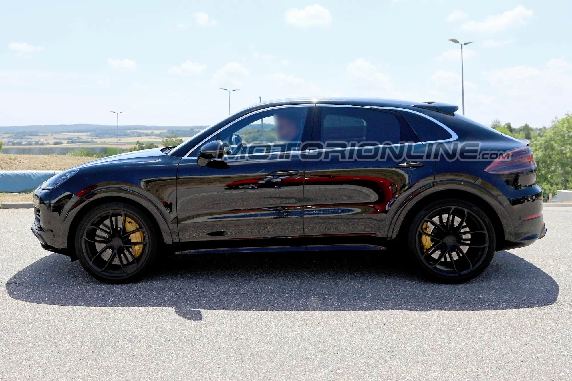 Porsche Cayenne Coupe foto spia 12 luglio 2018 - 4