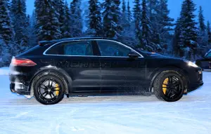 Porsche Cayenne Coupe - Foto spia 31-01-2019