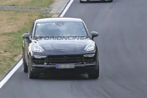 Porsche Cayenne Coupe foto spia 5 settembre 2018 - 1