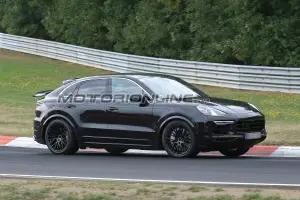 Porsche Cayenne Coupe foto spia 5 settembre 2018 - 5