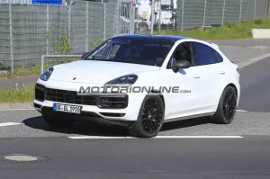 Porsche Cayenne Coupe GTS - Foto spia 8-5-2020