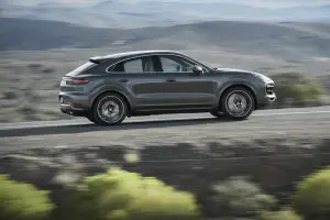 Porsche Cayenne Coupe - 29