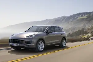 Porsche Cayenne e Cayenne GTS 2015