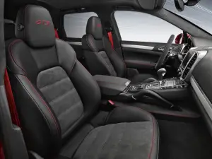 Porsche Cayenne e Cayenne GTS 2015