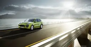 Porsche Cayenne GTS 2012 nuove immagini - 23