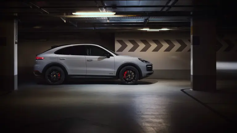 Porsche Cayenne GTS 2020 - 3