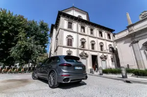 Porsche Cayenne GTS - Prova su strada 2015