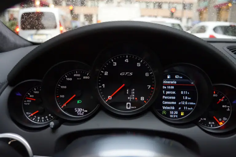 Porsche Cayenne GTS - Prova su strada 2015 - 27