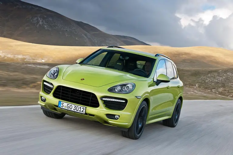 Porsche Cayenne GTS - 22